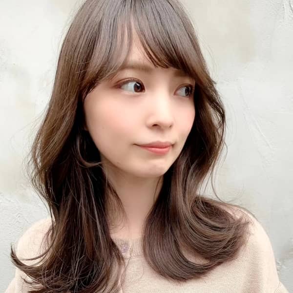 【頭】韓国発祥のオシャレな上品巻き髪ヨシンモリの画像