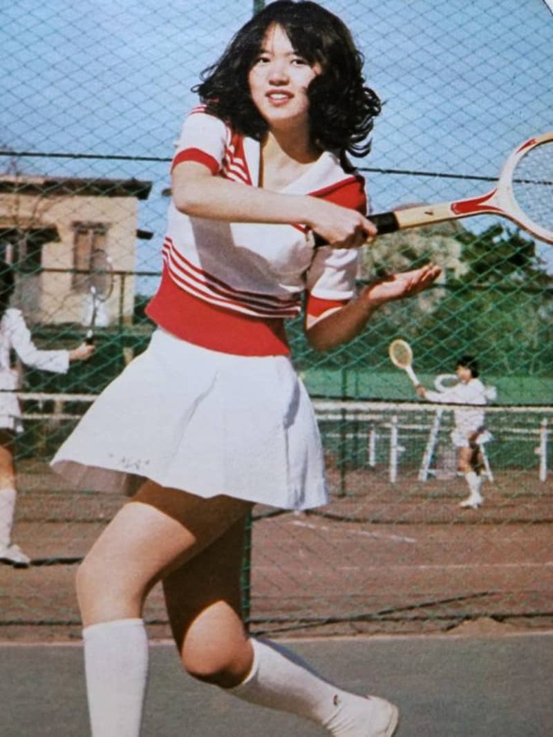 【服装】激しい運動を支える爽やかなテニスウェアの画像