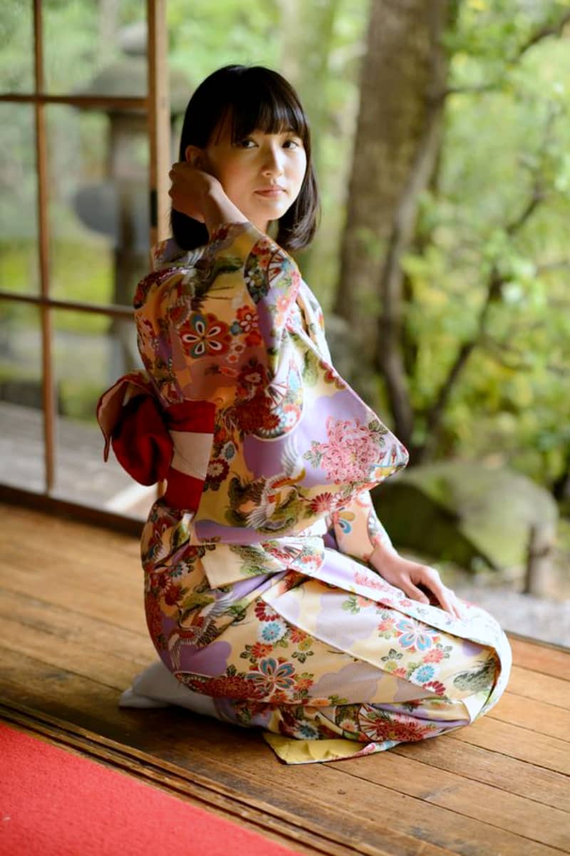 【服装】日本の伝統を重んじつつも因われない着物の画像